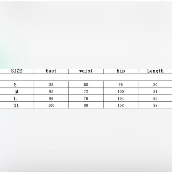 Dress with All-Over Fringe and feathers - Picture 6 of 6